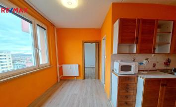 Pronájem bytu 3+1, 71 m², Znojmo | RE/MAX Profi Reality Znojmo