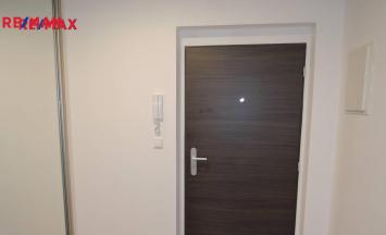 Pronájem bytu 1+kk, 39 m², Znojmo | RE/MAX Profi Reality Znojmo