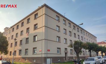 Pronájem bytu 1+1, 43 m², Znojmo | RE/MAX Profi Reality Znojmo