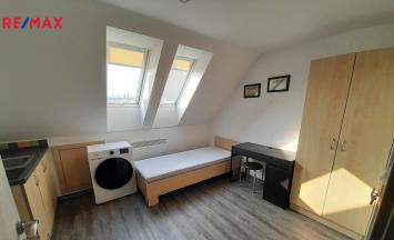 Pronájem bytu 1+kk, 12,6 m&sup2;, Znojmo | RE/MAX Profi Reality Znojmo