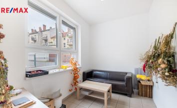 Prodej obchodního prostoru, 82 m&sup2;, Znojmo | RE/MAX Profi Reality Znojmo