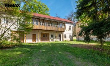 Prodej vícegeneračního domu, 212 m&sup2;, Tavíkovice | RE/MAX Profi Reality Znojmo