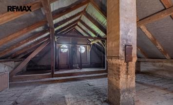 Prodej vícegeneračního domu, 212 m&sup2;, Tavíkovice | RE/MAX Profi Reality Znojmo