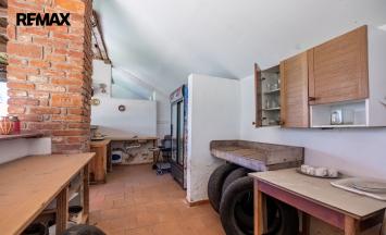 Prodej apartmánu, 1100 m&sup2;, Lesná | RE/MAX Profi Reality Znojmo