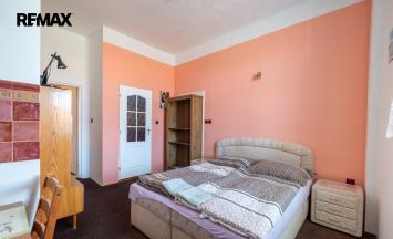 Prodej apartmánu, 1100 m&sup2;, Lesná | RE/MAX Profi Reality Znojmo