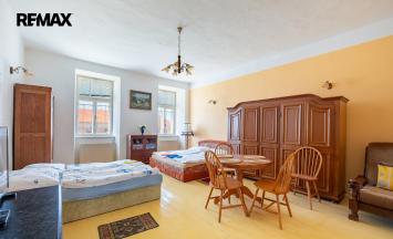 Prodej apartmánu, 1100 m&sup2;, Lesná | RE/MAX Profi Reality Znojmo