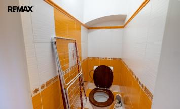 Prodej apartmánu, 1100 m&sup2;, Lesná | RE/MAX Profi Reality Znojmo