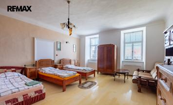 Prodej apartmánu, 1100 m&sup2;, Lesná | RE/MAX Profi Reality Znojmo