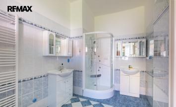 Prodej apartmánu, 1100 m&sup2;, Lesná | RE/MAX Profi Reality Znojmo