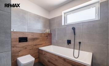 Prodej rodinného domu, 127 m&sup2;, Bezkov | RE/MAX Profi Reality Znojmo