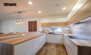 Prodej rodinného domu, 127 m&sup2;, Bezkov | RE/MAX Profi Reality Znojmo