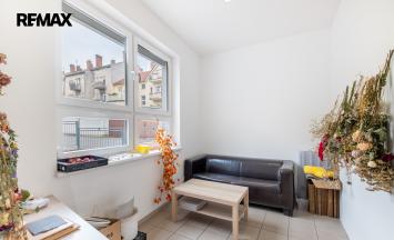 Pronájem obchodního prostoru, 82 m&sup2;, Znojmo | RE/MAX Profi Reality Znojmo