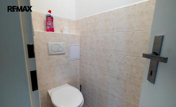 Pronájem obchodního prostoru, 82 m&sup2;, Znojmo | RE/MAX Profi Reality Znojmo