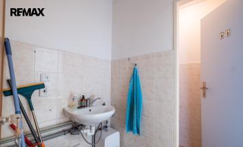 Pronájem obchodního prostoru, 82 m&sup2;, Znojmo | RE/MAX Profi Reality Znojmo