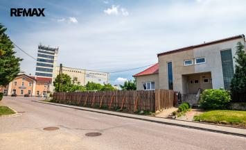 Prodej rodinného domu, 100 m&sup2;, Hodonice | RE/MAX Profi Reality Znojmo