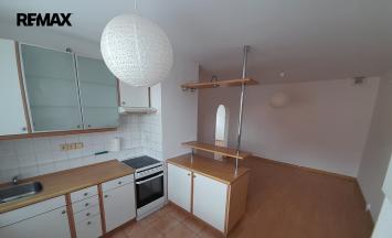 Pronájem bytu 2+kk, 47 m&sup2;, Znojmo | RE/MAX Profi Reality Znojmo