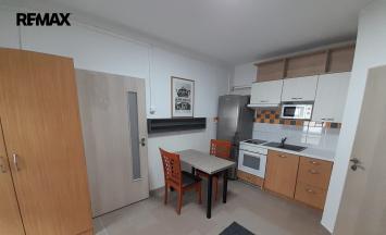 Pronájem bytu 1+1, 32 m&sup2;, Znojmo | RE/MAX Profi Reality Znojmo