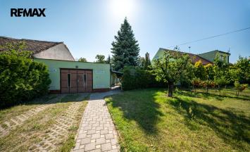 Prodej vícegeneračního domu, 220 m&sup2;, Krhovice | RE/MAX Profi Reality Znojmo