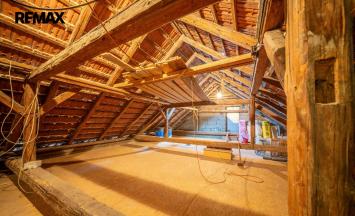 Prodej vícegeneračního domu, 220 m&sup2;, Krhovice | RE/MAX Profi Reality Znojmo