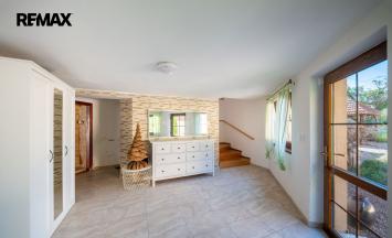 Prodej vícegeneračního domu, 550 m&sup2;, Lažany | RE/MAX Profi Reality Znojmo